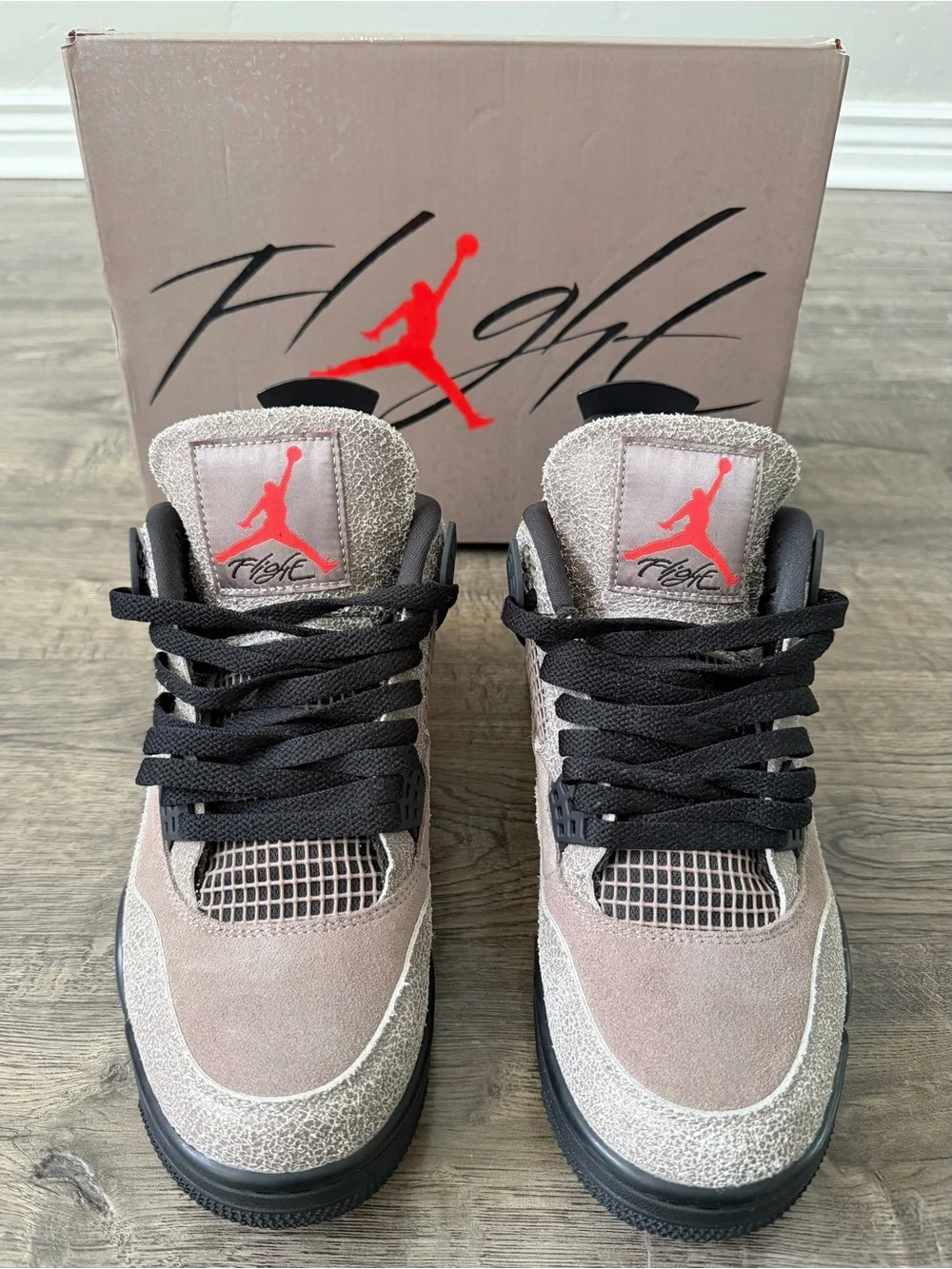 Nike Air Jordan 4 Retro Taupe Haze Mens Size 9 DB0732-200 OG Box Sneaker